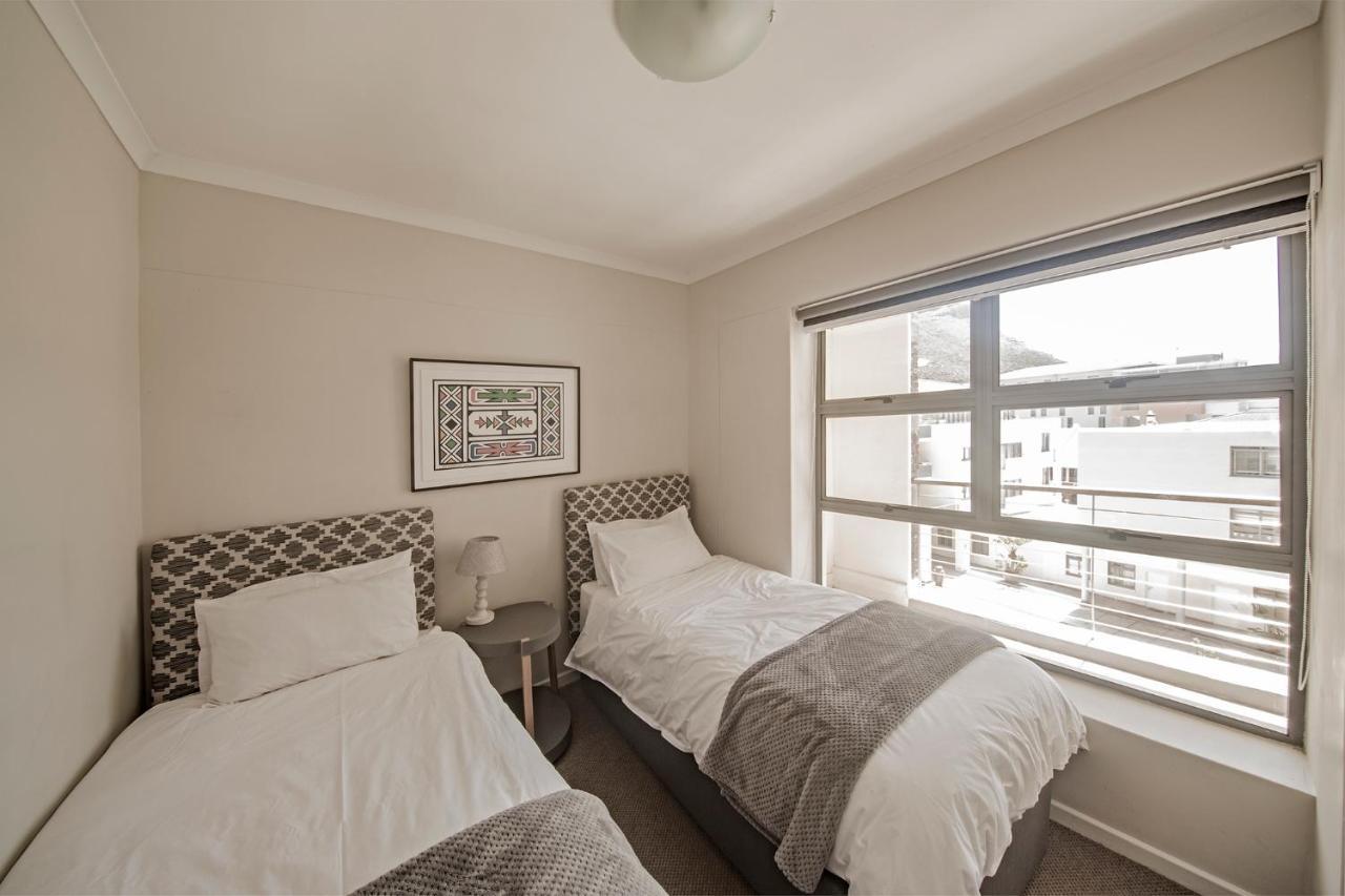 Surferscorner Self Catering Apartments Muizenberg Eksteriør billede