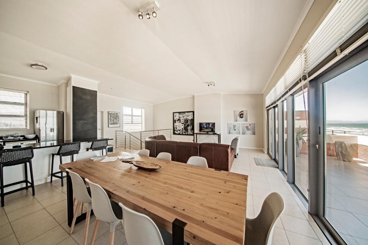 Surferscorner Self Catering Apartments Muizenberg Eksteriør billede