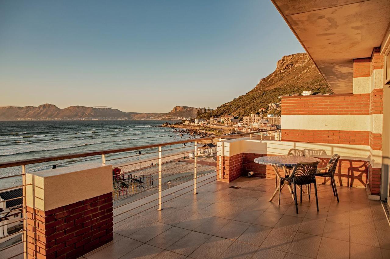 Surferscorner Self Catering Apartments Muizenberg Eksteriør billede