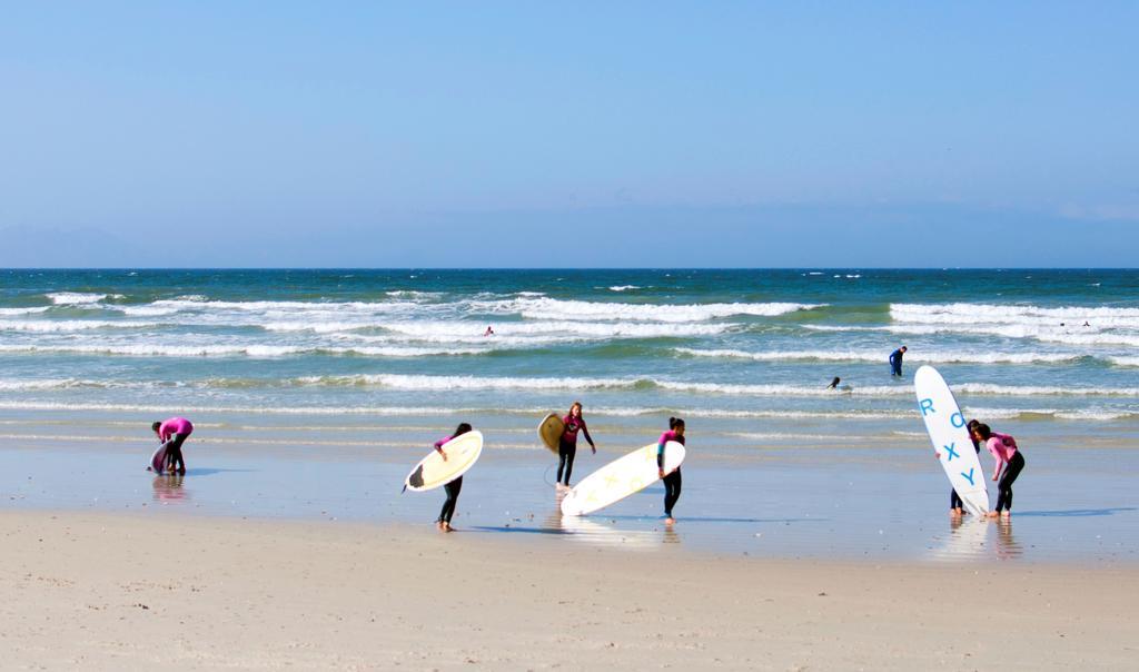 Surferscorner Self Catering Apartments Muizenberg Eksteriør billede