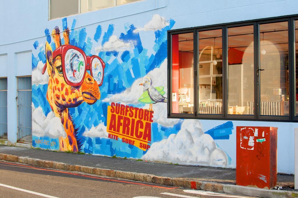 Surferscorner Self Catering Apartments Muizenberg Eksteriør billede