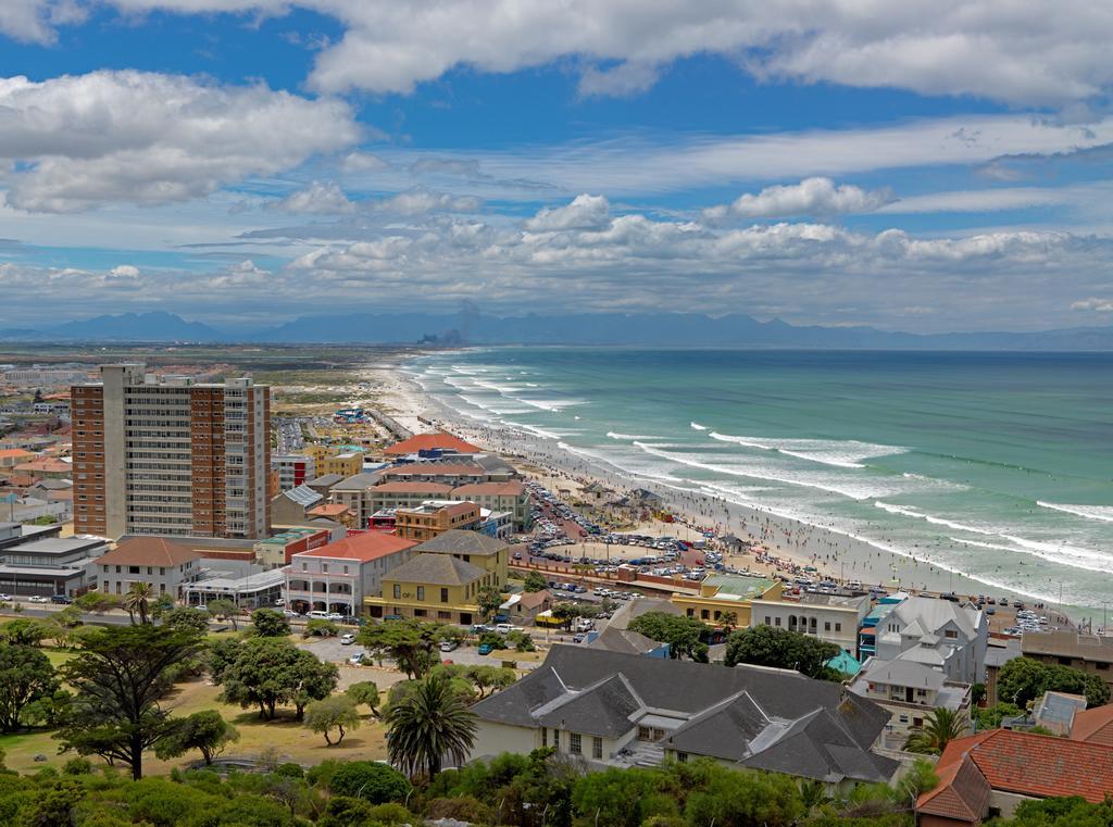 Surferscorner Self Catering Apartments Muizenberg Eksteriør billede
