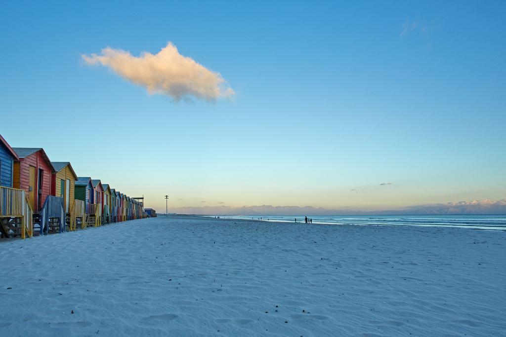 Surferscorner Self Catering Apartments Muizenberg Eksteriør billede