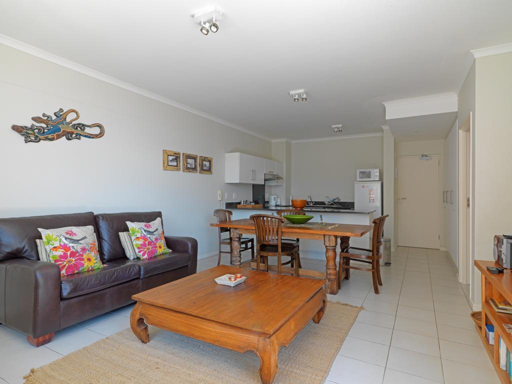 Surferscorner Self Catering Apartments Muizenberg Eksteriør billede