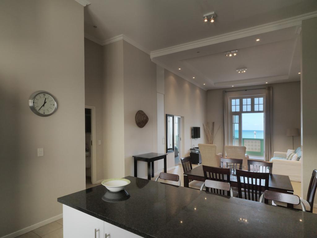 Surferscorner Self Catering Apartments Muizenberg Eksteriør billede