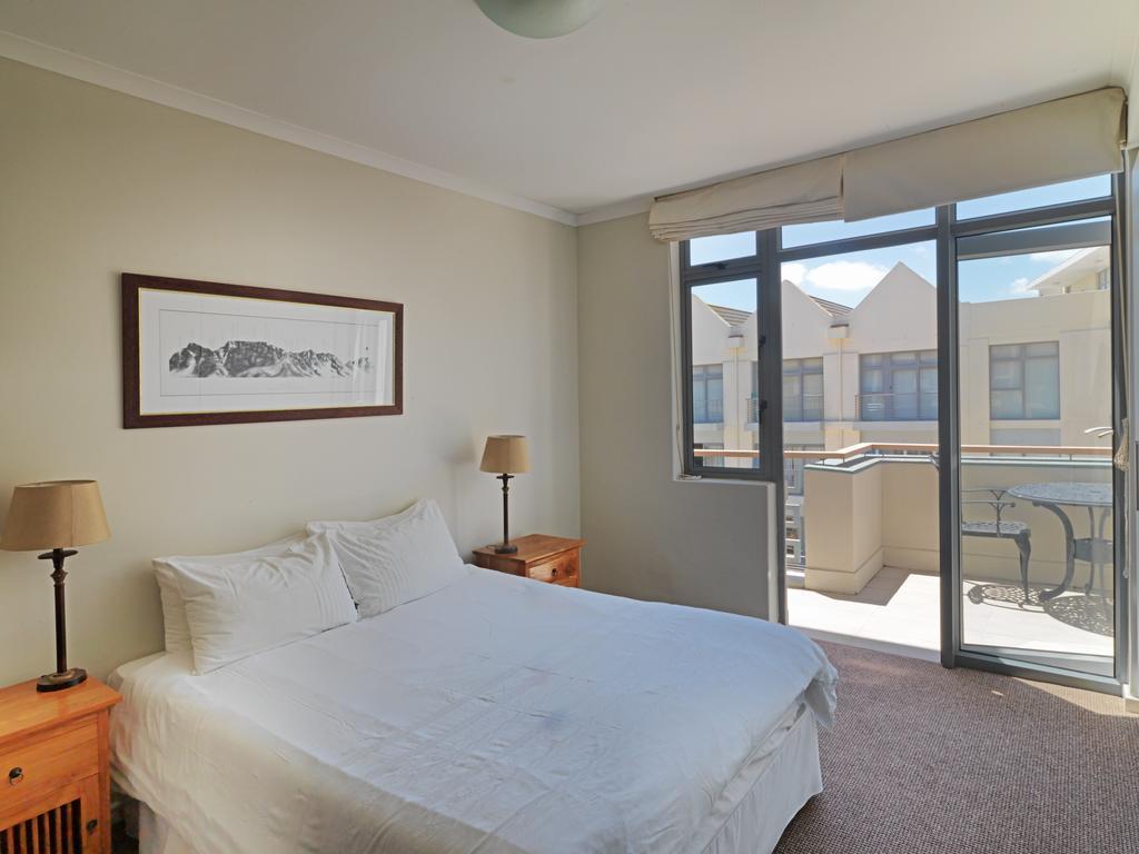 Surferscorner Self Catering Apartments Muizenberg Eksteriør billede